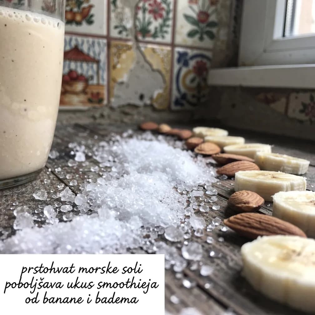 Kako prstohvat morske soli poboljšava ukus smoothieja od banane i badema