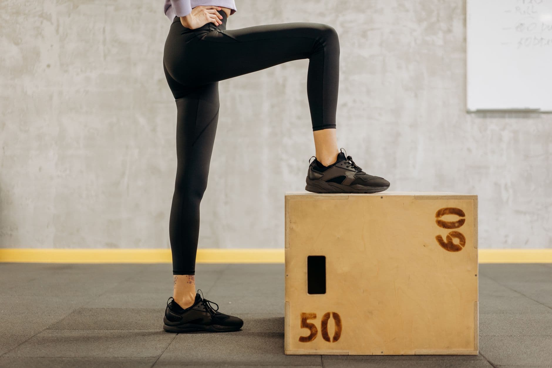 Kako step-up vežbe posle 60. godine utiču na snagu nogu?